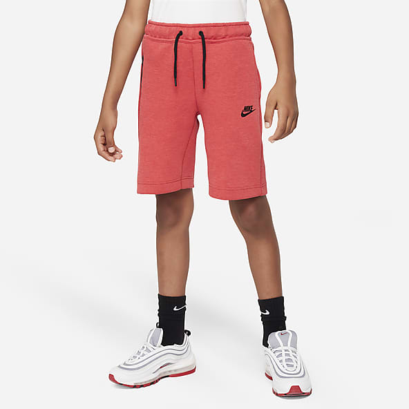 Boys pink nike shorts top